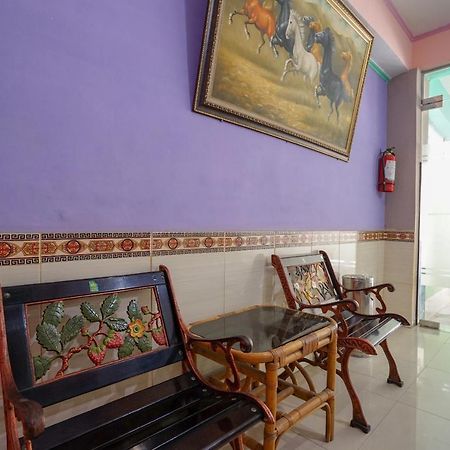 Oyo 1495 Hotel Lendosis Palembang Exterior foto